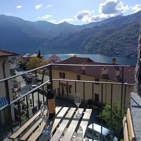 Piazzetta House Stunning View Welcome Cocktail At Il Baretto Lägenhet Moltrasio