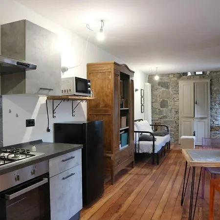 Piazzetta House Stunning View Welcome Cocktail At Il Baretto Lägenhet Moltrasio