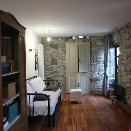 Piazzetta House Stunning View Welcome Cocktail At Il Baretto Moltrasio