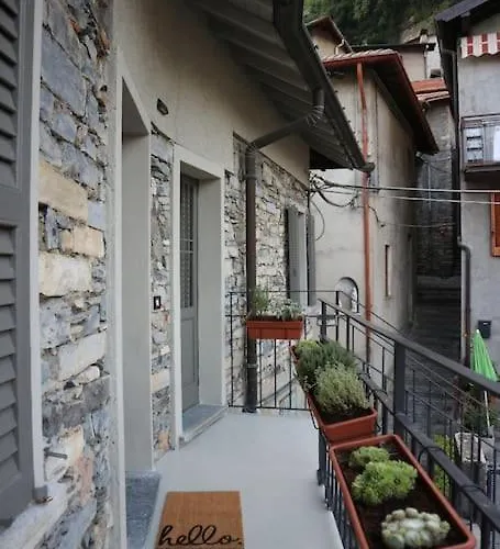 Piazzetta House Stunning View Welcome Cocktail At Il Baretto *