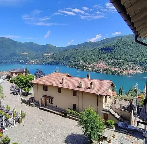 Piazzetta House Stunning View Welcome Cocktail At Il Baretto *