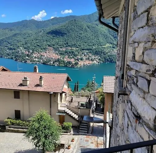 Piazzetta House Stunning View Welcome Cocktail At Il Baretto * Moltrasio